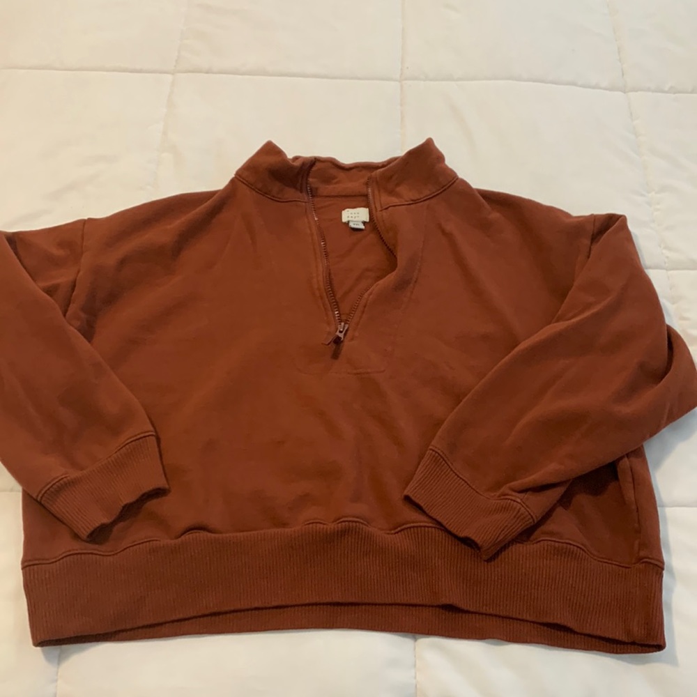 Oversized cropped half zip- so cute